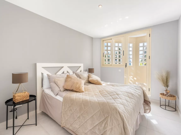 Nueva Andalucia – 2B Penthouse – Central – Key ready