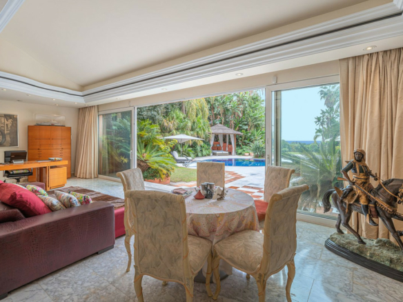 Golden Mile – Villa to Reform – Sea Views