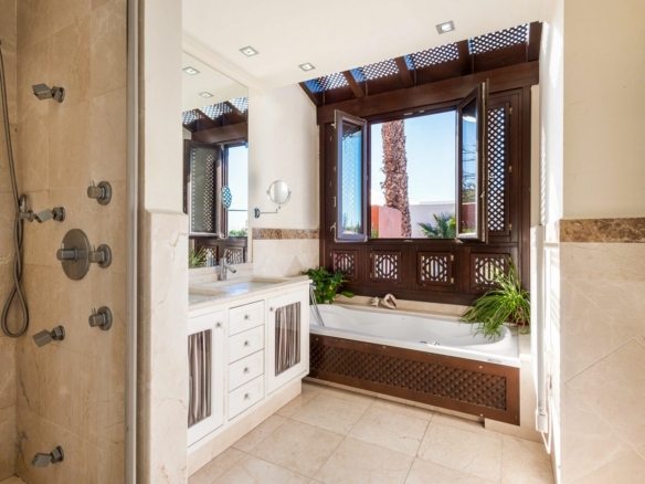 Golden Mile – 4B Residence – Garden – Near Beach