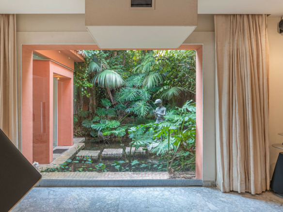 Golden Mile – Villa to Reform – Sea Views