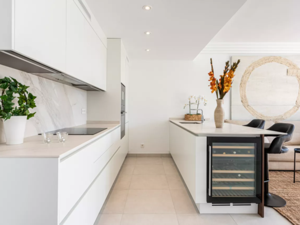Nueva Andalucia – 2B Penthouse – Central – Key ready