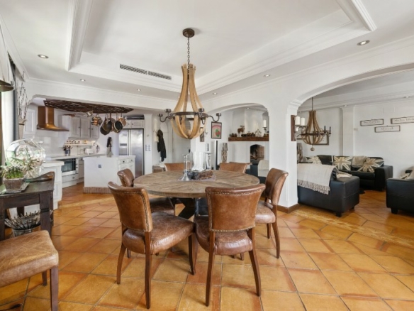 Nueva Andalucia – 3B Corner Townhouse  – West facing
