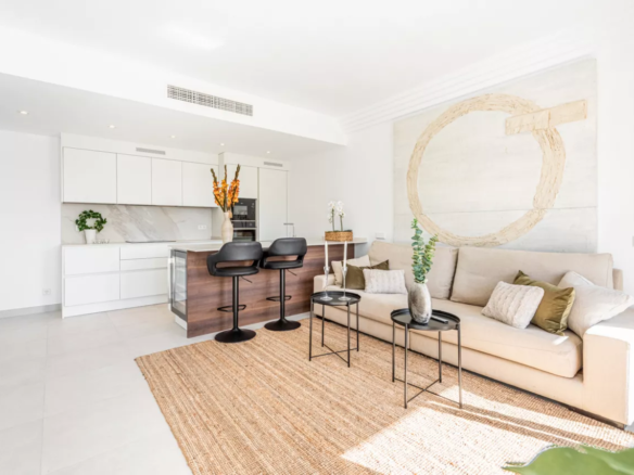Nueva Andalucia – 2B Penthouse – Central – Key ready