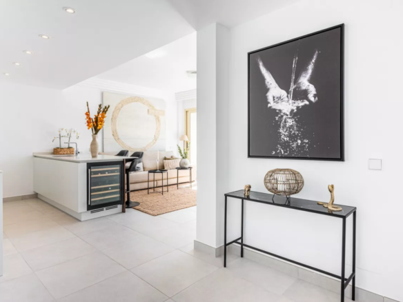 Nueva Andalucia – 2B Penthouse – Central – Key ready