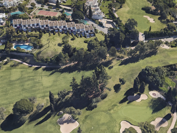 Wanted -Nueva Andalucia  -3B Townhouse – Tennis -1st Line Golf