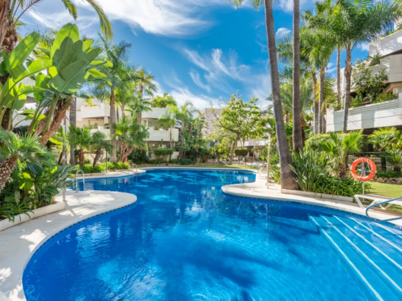 Nueva Andalucia – 2B Penthouse – Central – Key ready