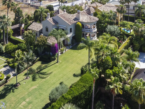 Sierra Blanca – Luxury Villa – Sea Views -3493m2 Plot