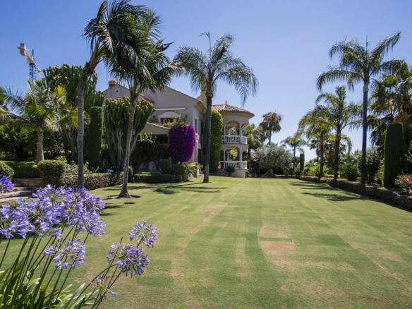 Sierra Blanca – Luxury Villa – Sea Views -3493m2 Plot