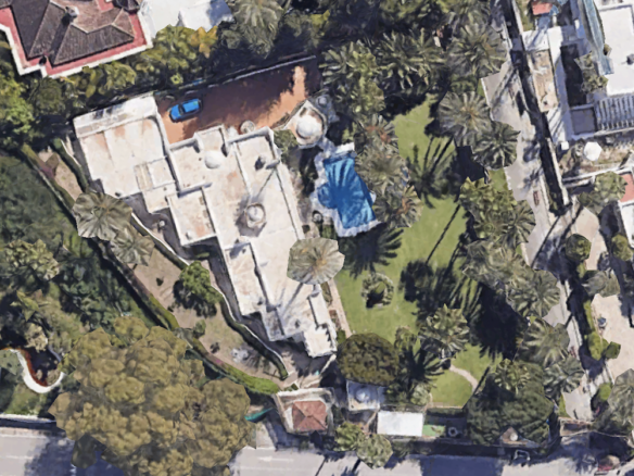 El Paraiso  – 6B Villa – Gated  – To reform
