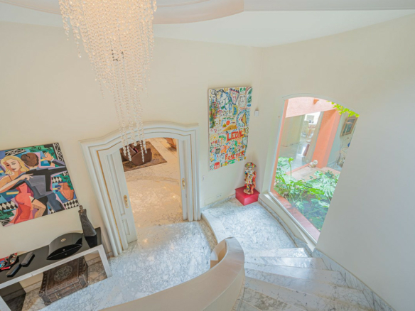 Golden Mile – Villa to Reform – Sea Views