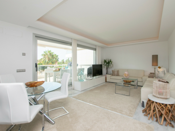San Pedro -3B Apartment – Central -South facing