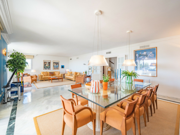 Golden Mile – 4B Penthouse – Sea views -Gated