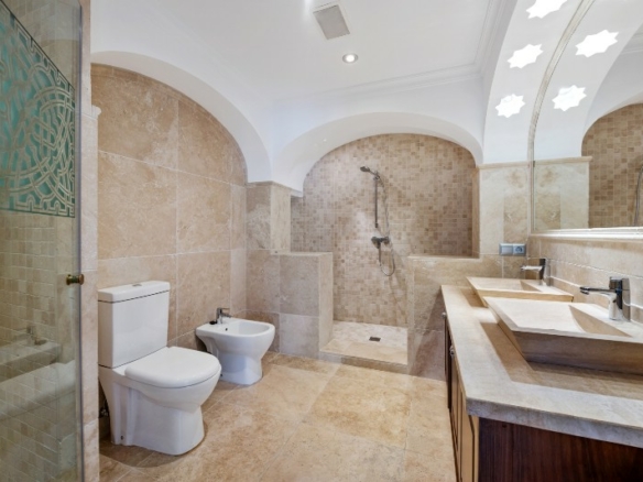 Nueva Andalucia – 3B Corner Townhouse  – West facing