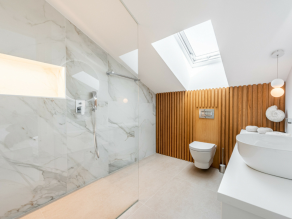 Nueva Andalucia – Reformed 3B Penthouse – Sea Views