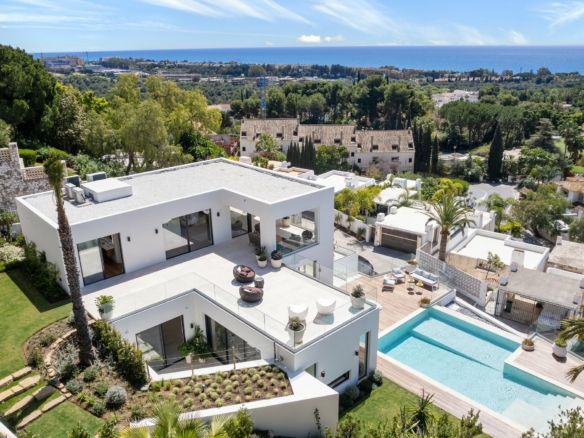Marbella East – 4B Modern Villa – Panoramic Views