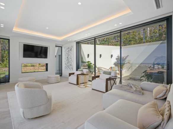 Marbella East – 4B Modern Villa – Panoramic Views