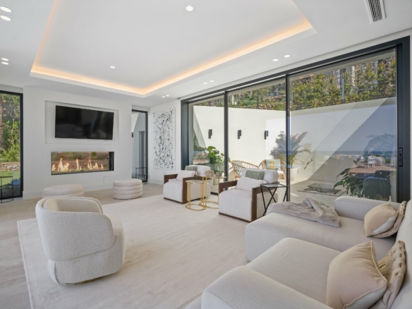Marbella East – 4B Modern Villa – Panoramic Views