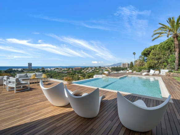 Marbella East – 4B Modern Villa – Panoramic Views