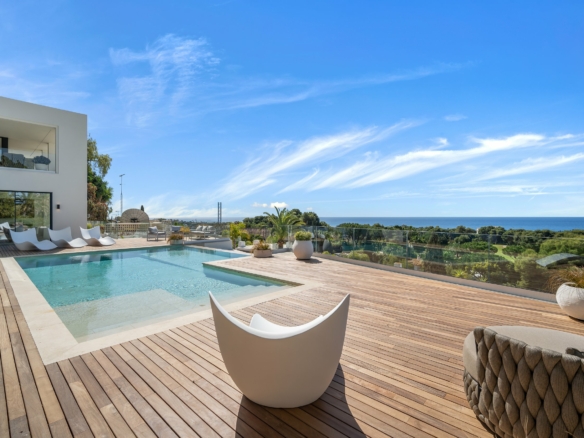 Marbella East – 4B Modern Villa – Panoramic Views