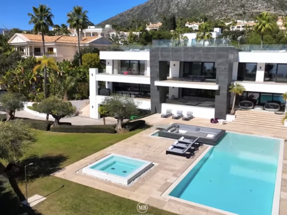 For Rent – Marbella Hillside – Modern 6 Bedroom  Mansion – Sea views