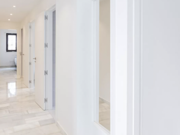 Nueva Andalucia – 3B Apt – Sea Views – Central