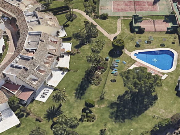 Nueva Andalucia  –  4B Townhouse – Panoramic Views -Paddle/Tennis
