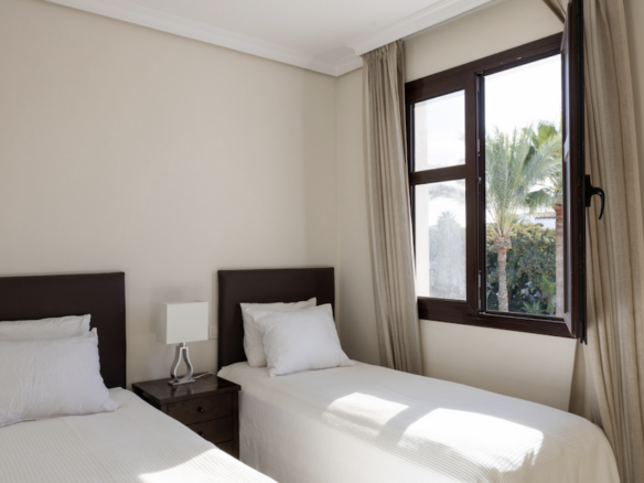 Puerto Banus – 3B Penthouse – Near Beach