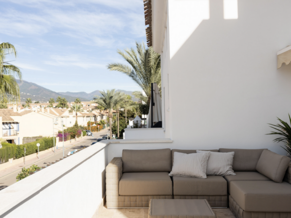 Puerto Banus – 3B Penthouse – Near Beach