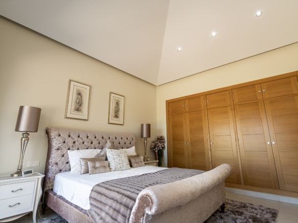 Los Flamingos – 4B Classic Villa – Gated – Sea Views