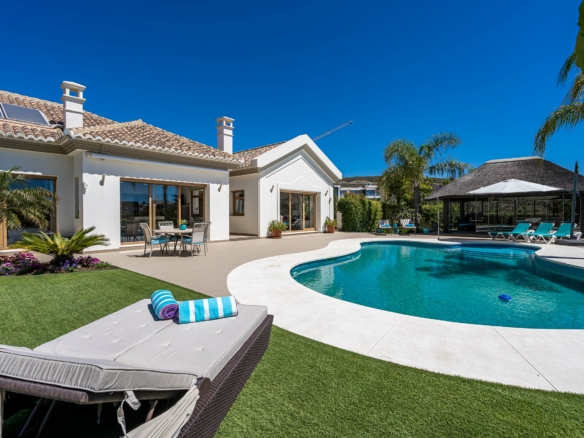 Los Flamingos – 4B Classic Villa – Gated – Sea Views