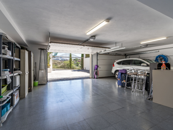 Los Flamingos – 4B Classic Villa – Gated – Sea Views