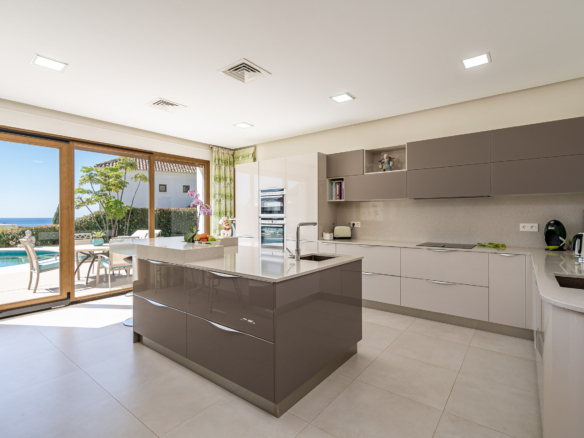 Los Flamingos – 4B Classic Villa – Gated – Sea Views