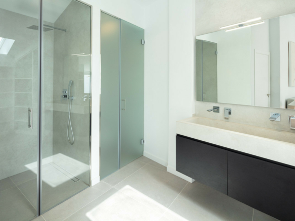 Nueva Andalucia  – 3B Penthouse – Sea Views