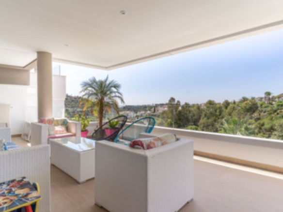 Benahavis – 3B Duplex Penthouse  – Great Views