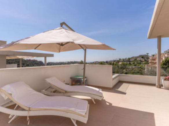 Benahavis – 3B Duplex Penthouse  – Great Views