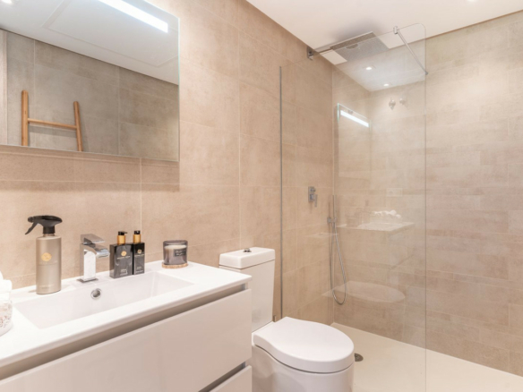 Benahavis – 3B Duplex Penthouse  – Great Views