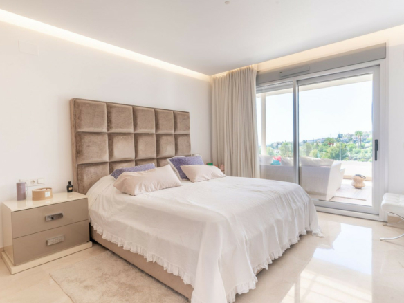 Benahavis – 3B Duplex Penthouse  – Great Views