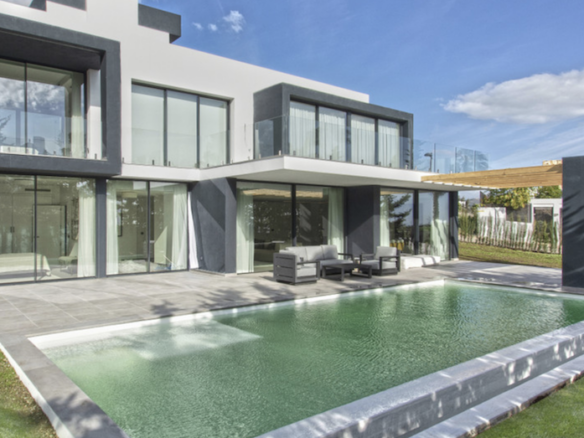 Estepona – Modern Villa – Sea Views – Key ready