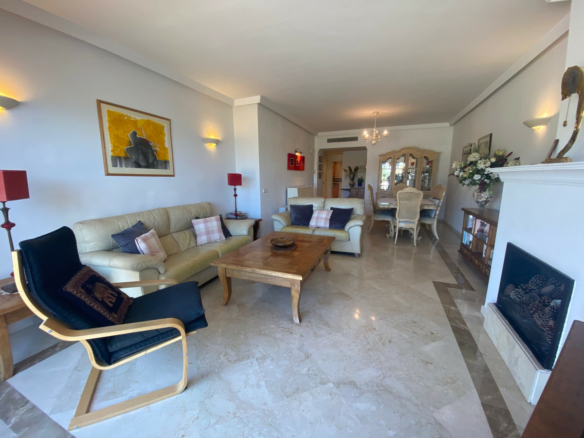 Marbella East  – 3B Apartment –  Sea Views
