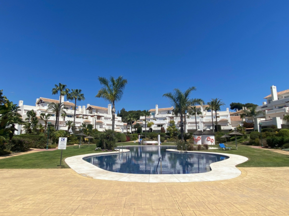 Marbella East  – 3B Apartment –  Sea Views