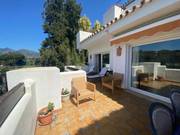 Marbella East  – 3B Apartment –  Sea Views