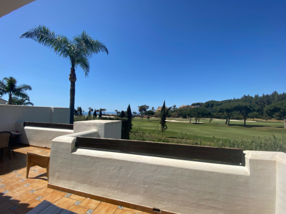 Marbella East  – 3B Apartment –  Sea Views