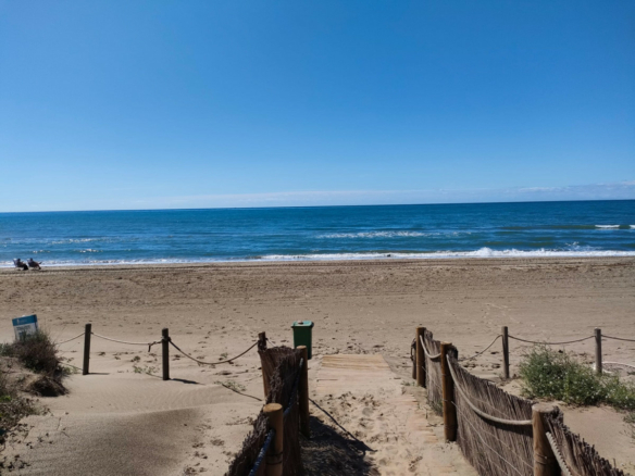Marbella East  – 3B Apartment –  Sea Views