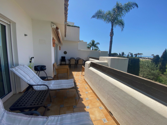 Marbella East  – 3B Apartment –  Sea Views