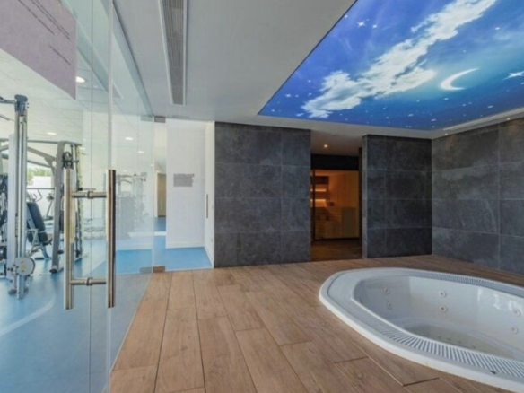 Nueva Andalucia – 3B Garden Apt – Sea Views