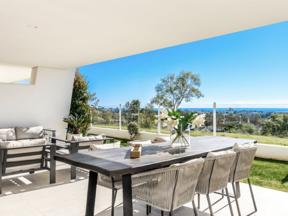 Nueva Andalucia – 3B Garden Apt.  – Seaviews