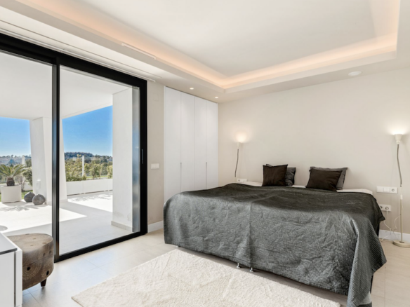 Nueva Andalucia – 3B Garden Apt.  – Seaviews