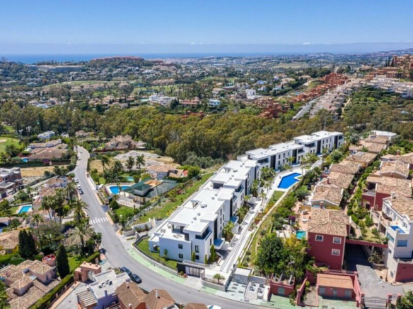 Nueva Andalucia – 3B Garden Apt.  – Seaviews