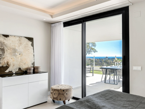 Nueva Andalucia – 3B Garden Apt.  – Seaviews