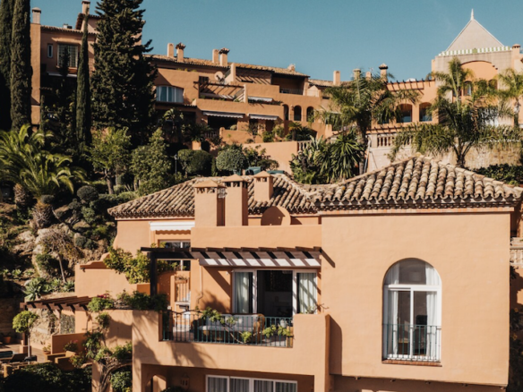 Nueva Andalucia  – 3B Penthouse – Panoramic Views